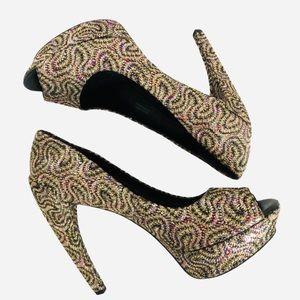 VERA WANG Platform Glitter Peep-toe Pumps. SIZE 9